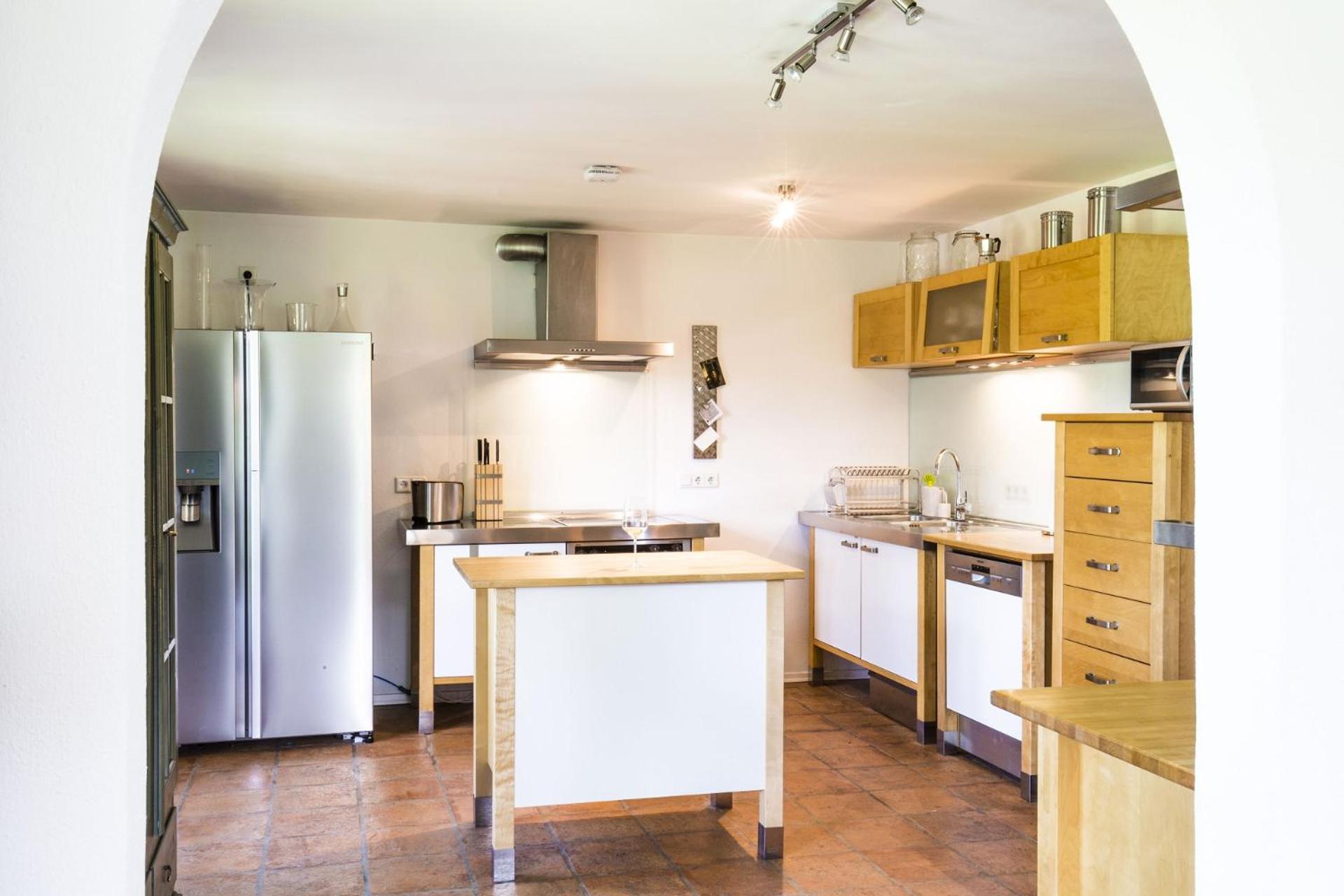 5 Sterne Fewo Mit Garten Und Bergblick In Chiemsee-Naehe Ubersee Exterior photo