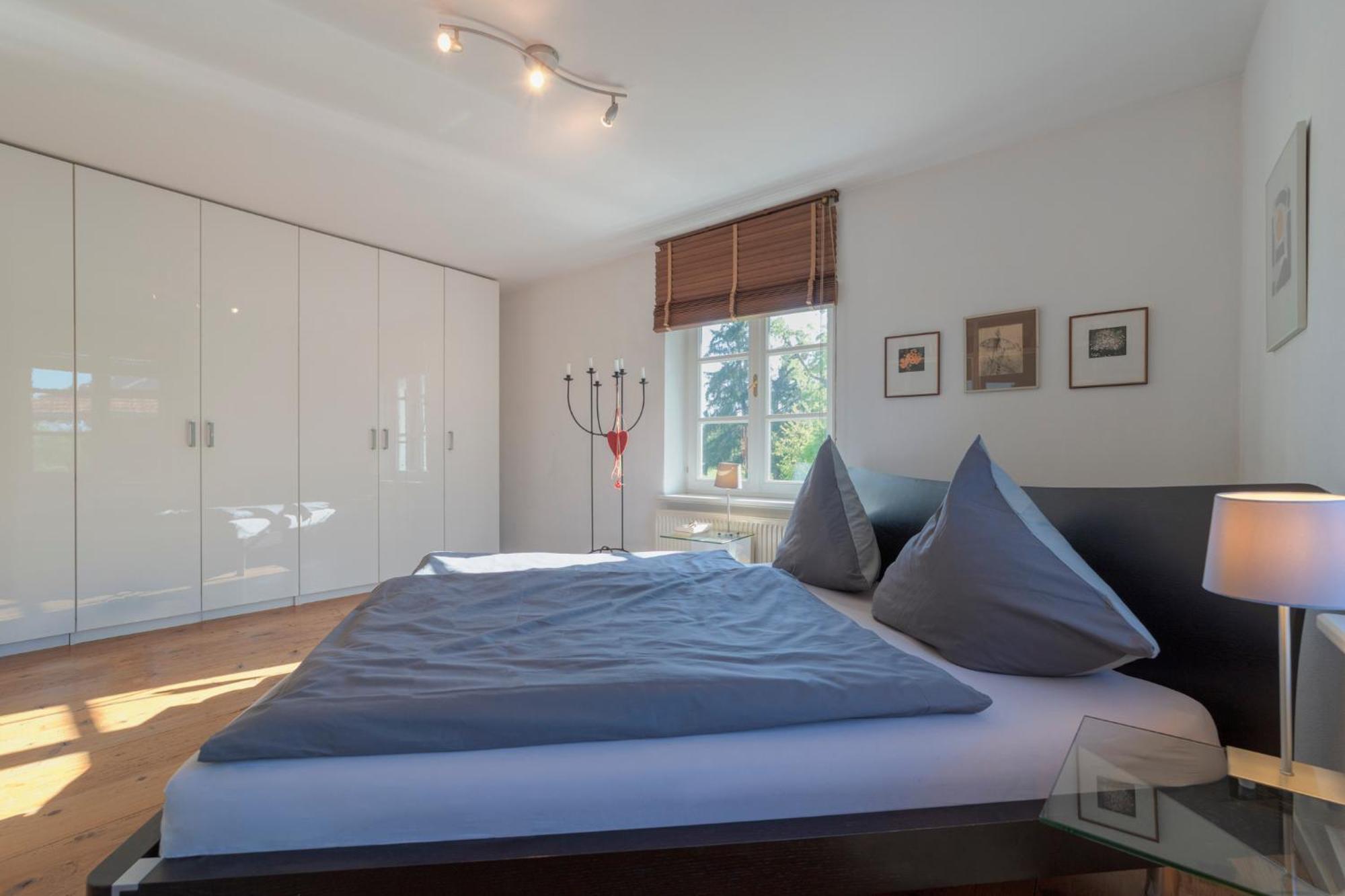 5 Sterne Fewo Mit Garten Und Bergblick In Chiemsee-Naehe Ubersee Exterior photo